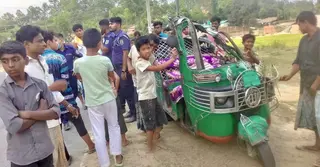 কক্সবাজারে মাইক্রোবাস-সিএনজি সংঘর্ষে নিহত ১